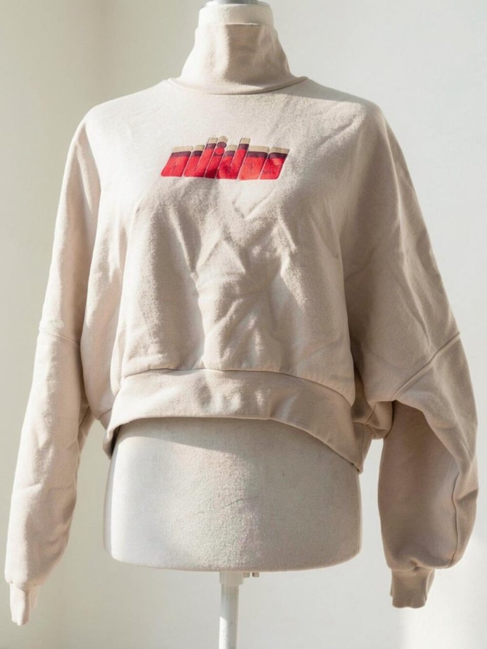Adidas cropped sweatshirt Size XS